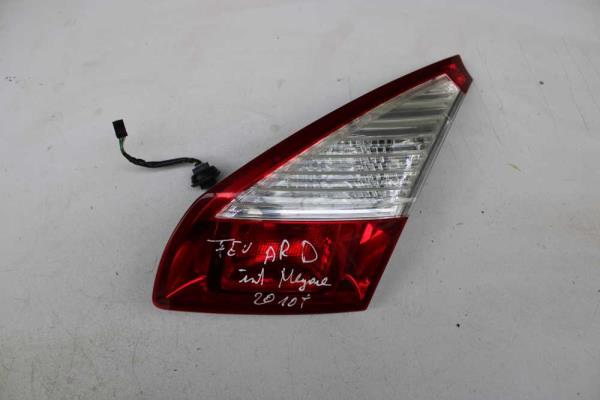 FEU ARRIERE DROIT RENAULT EXTERIEUR - Vue 1